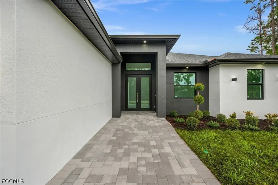 923 Bolivia Drive, Lehigh Acres, FL 33974 - #3