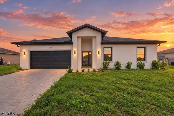1727 NE 12th Terrace, Cape Coral, FL 33909