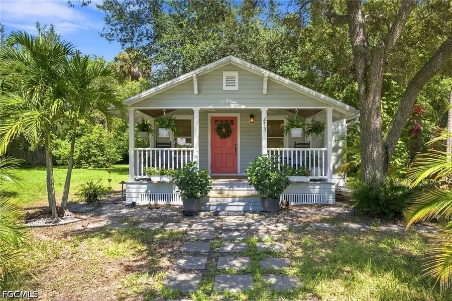 215 Granada Boulevard, Fort Myers, FL 33905 - #2