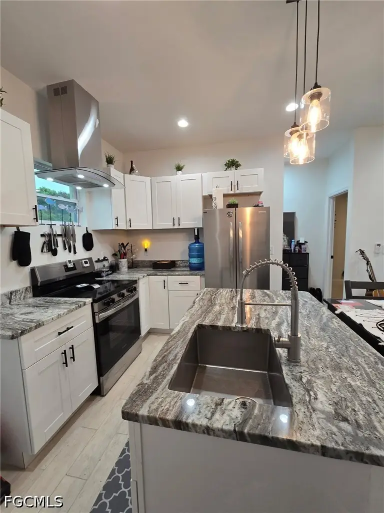 23041 Roundtree Avenue, Alva, FL 33920 - #3
