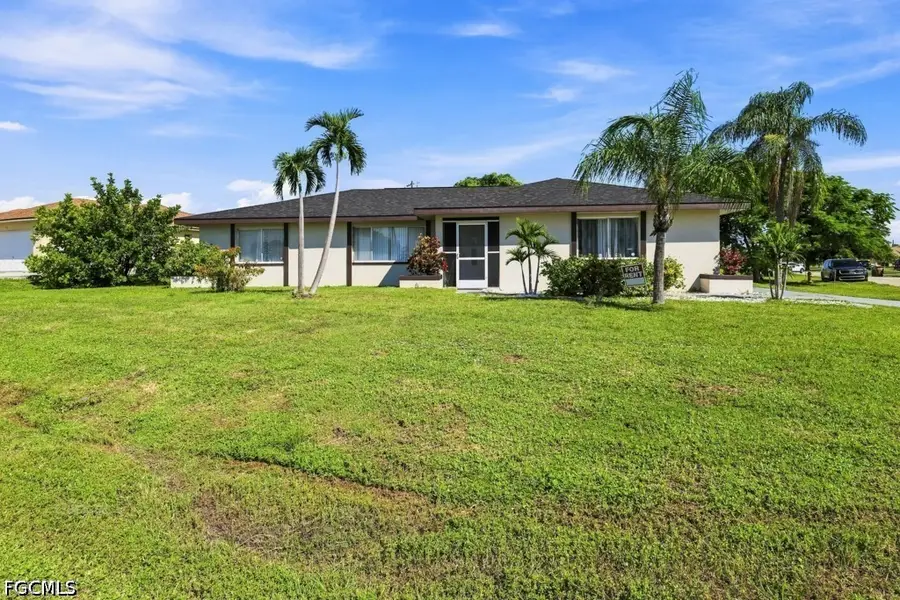 21 SW Trafalgar Parkway, Cape Coral, FL 33991 - #3