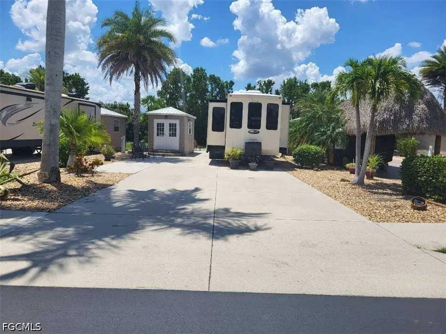 5250 Cypress Trail Resort Circle, Fort Myers, FL 33905 - #2