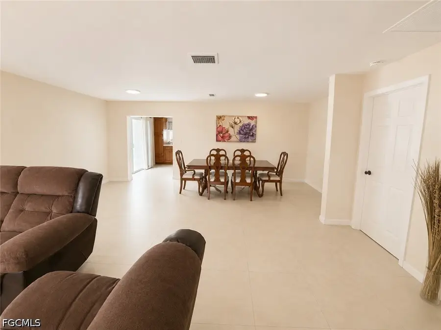143 SE 29th Street, Cape Coral, FL 33904 - #2