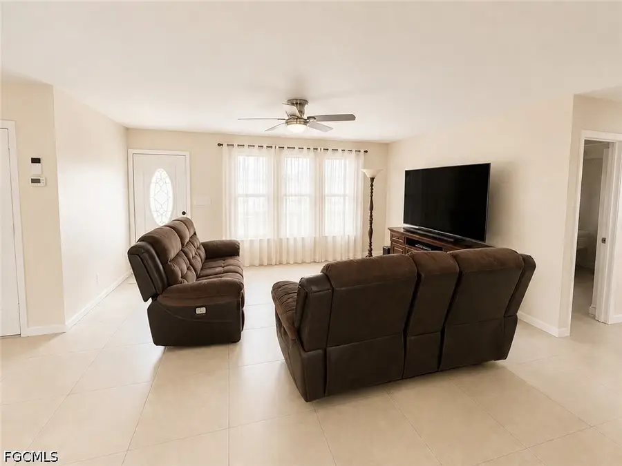 143 SE 29th Street, Cape Coral, FL 33904 - #3