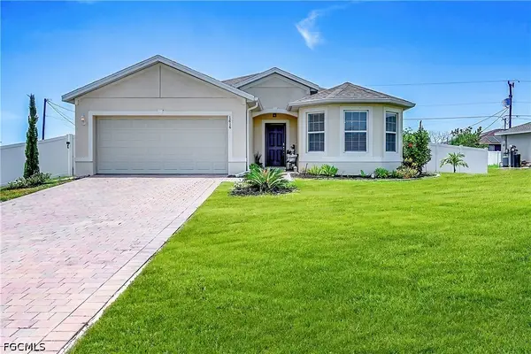 1616 NE 6th Place, Cape Coral, FL 33909