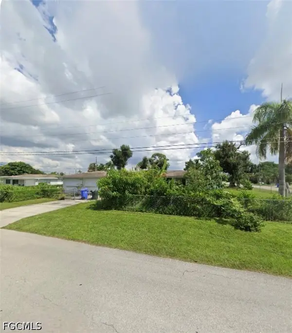3735 Kelly Street, Fort Myers, FL 33901