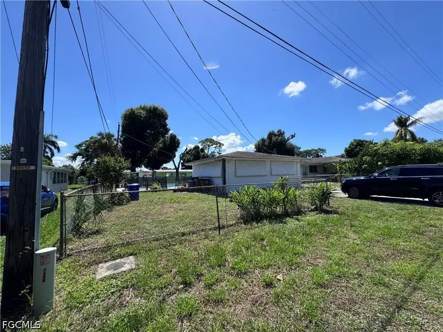 3735 Kelly Street, Fort Myers, FL 33901 - #2