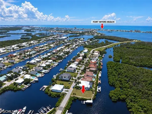 18080 Old Pelican Bay Drive, Fort Myers Beach, FL 33931