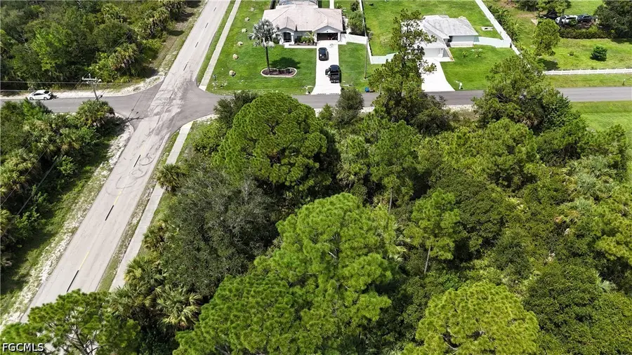 504 W 6th Street, Lehigh Acres, FL 33972 - #3