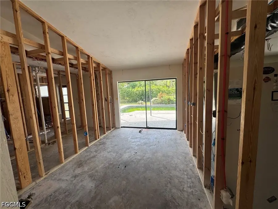 2215 Treehaven Circle N, Fort Myers, FL 33907 - #3