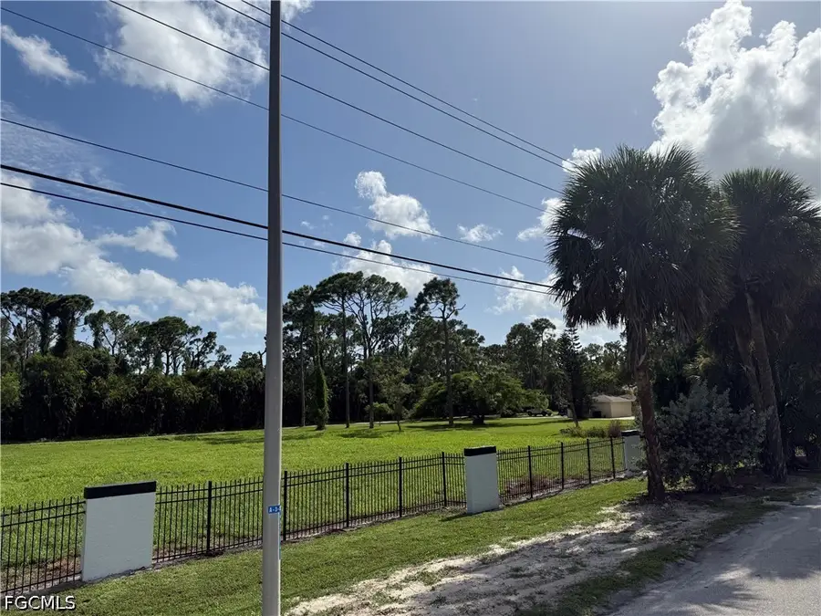 13504 Brynwood Lane, Fort Myers, FL 33912 - #3