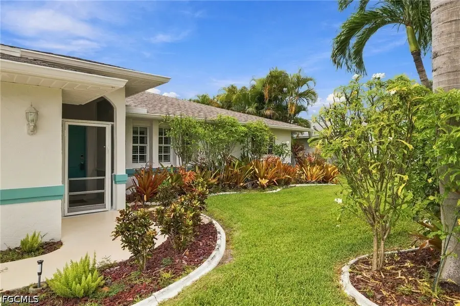 3106 SE 8th Place, Cape Coral, FL 33904 - #2