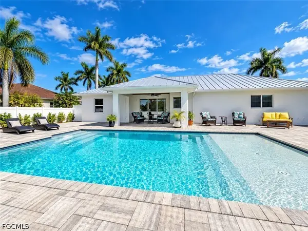216 NW 31st Place, Cape Coral, FL 33993