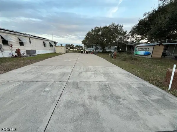 37 Saddlebag Trail, Lake Wales, FL 33898