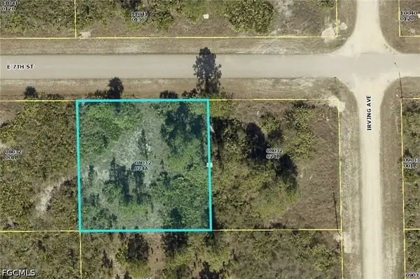 2105 E 7th Street, Lehigh Acres, FL 33936