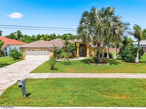 713 Milwaukee Boulevard, Lehigh Acres, FL 33974