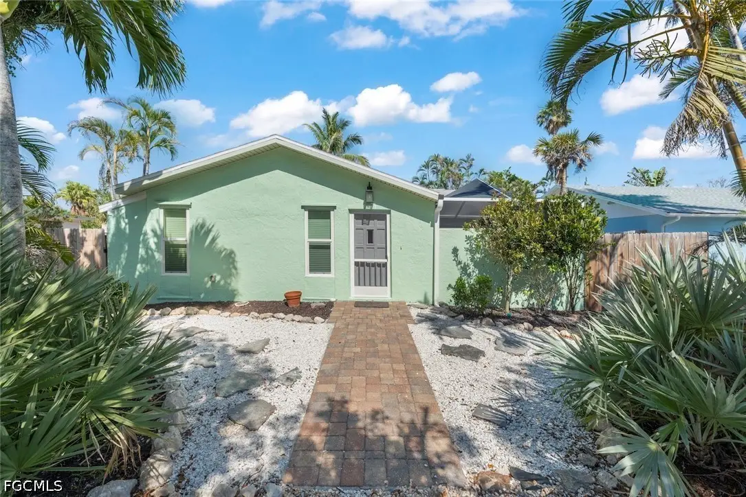 534 Piedmont Road, Sanibel, FL 33957 - #1