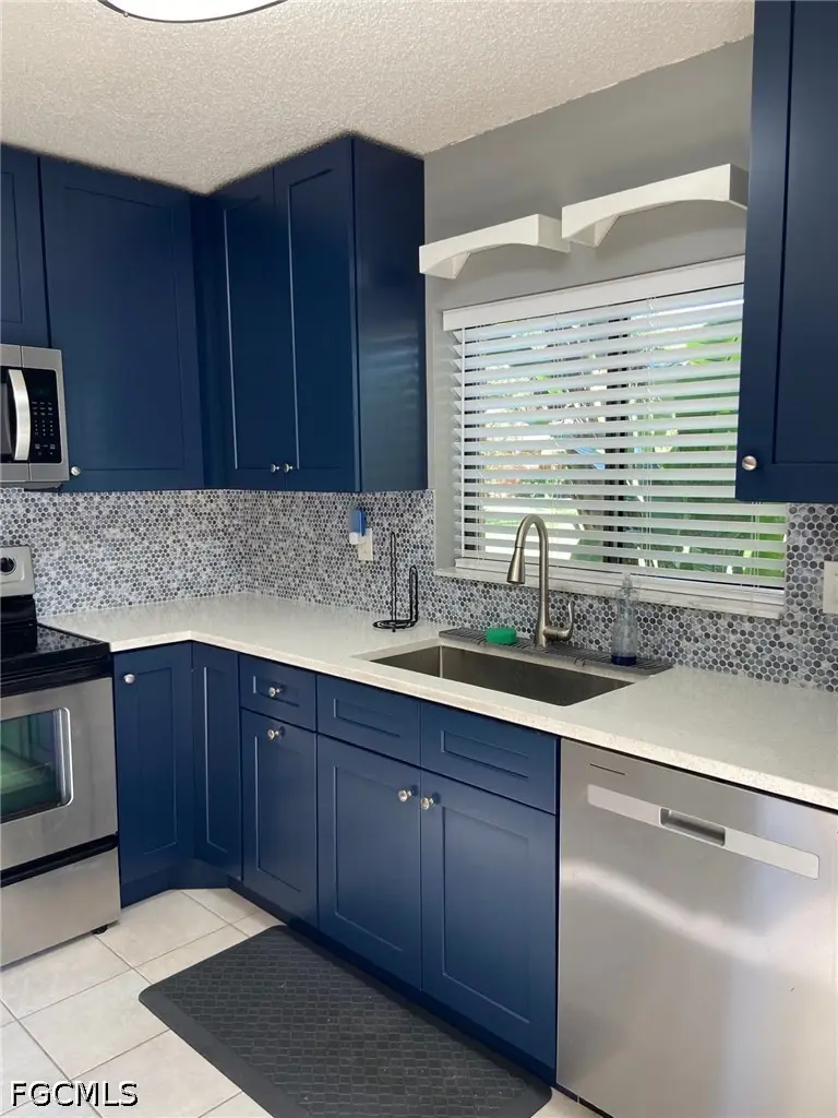 1442 Park Shore Circle #1, Fort Myers, FL 33901 - #3