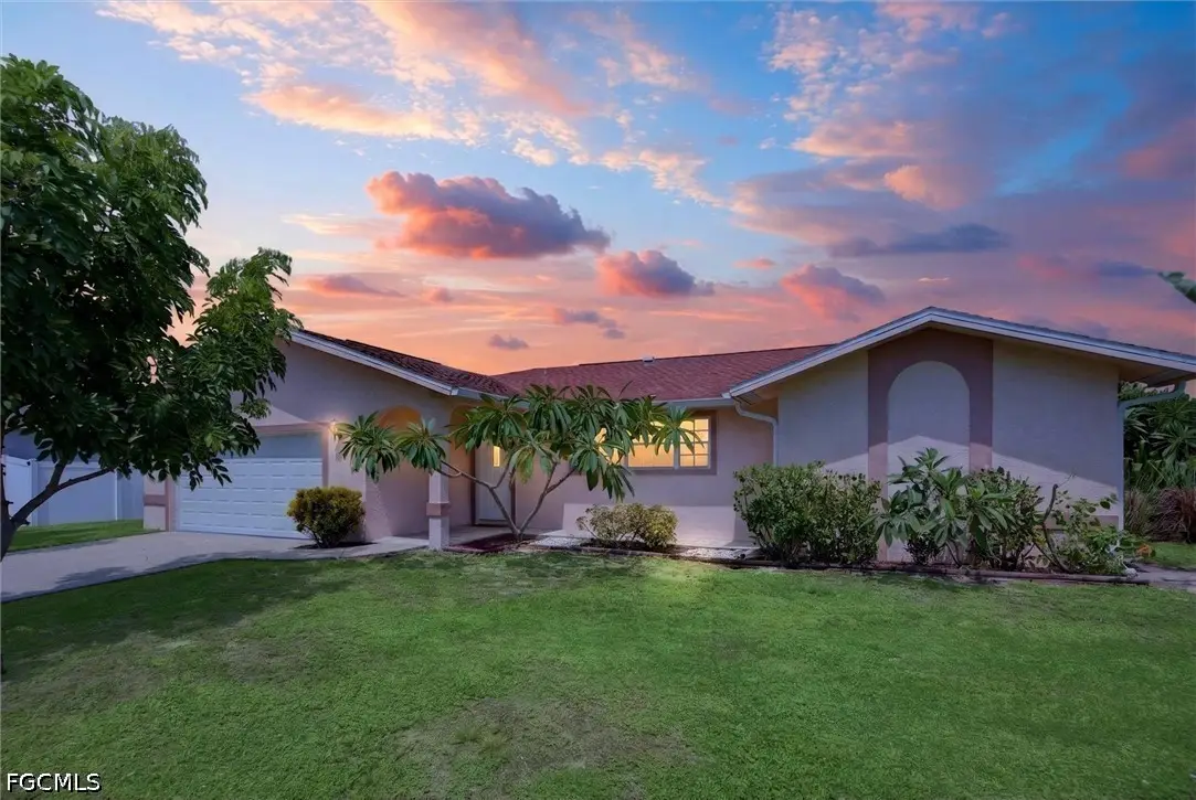 305 SE 27th Terrace, Cape Coral, FL 33904 - #1
