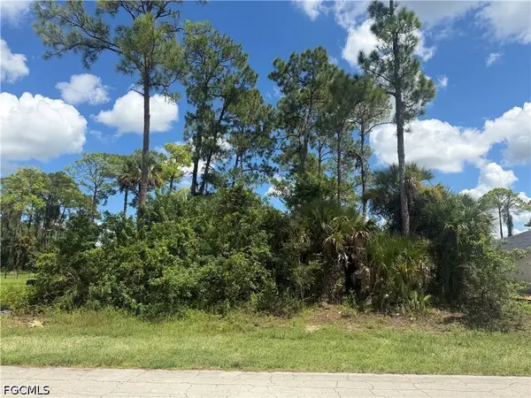5018 N Rosebud Circle, Labelle, FL 33935
