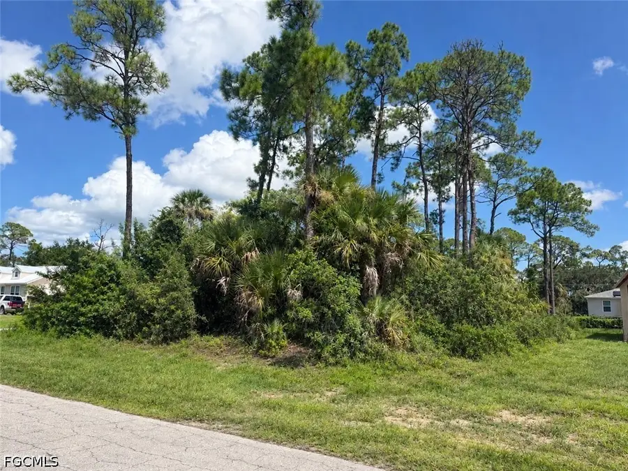 5018 N Rosebud Circle, Labelle, FL 33935 - #3