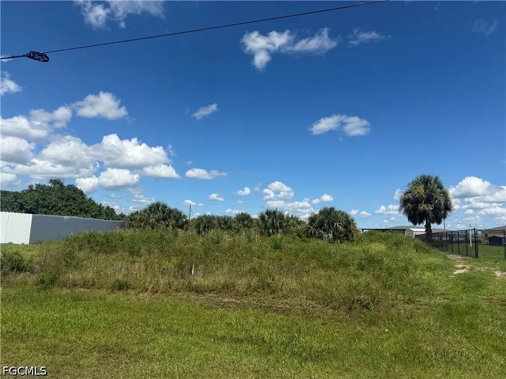 9006 Maywood Circle, Labelle, FL 33935 - #1
