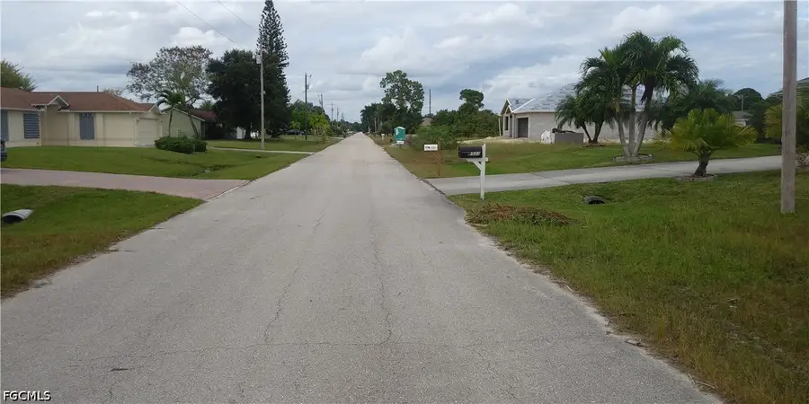 2518 NE 7th Avenue, Cape Coral, FL 33909 - #3