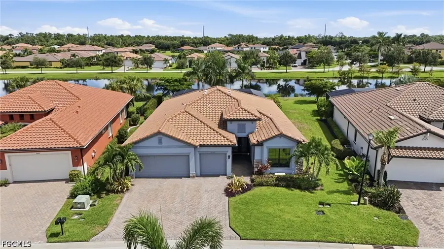 10081 Avalon Lake Circle, Fort Myers, FL 33913 - #2