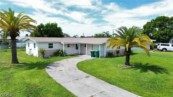 160 Francis Drive Ne, Port Charlotte, FL 33952