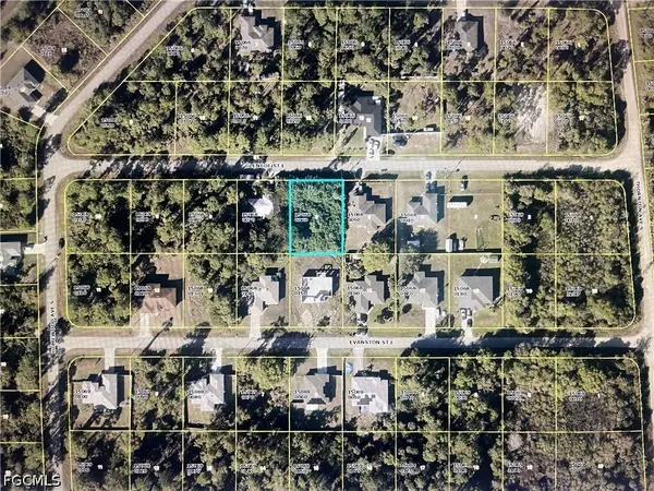850 Glencoe Street E, Lehigh Acres, FL 33974