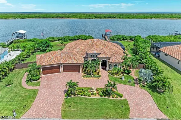 16488 Liggett Circle, Port Charlotte, FL 33981