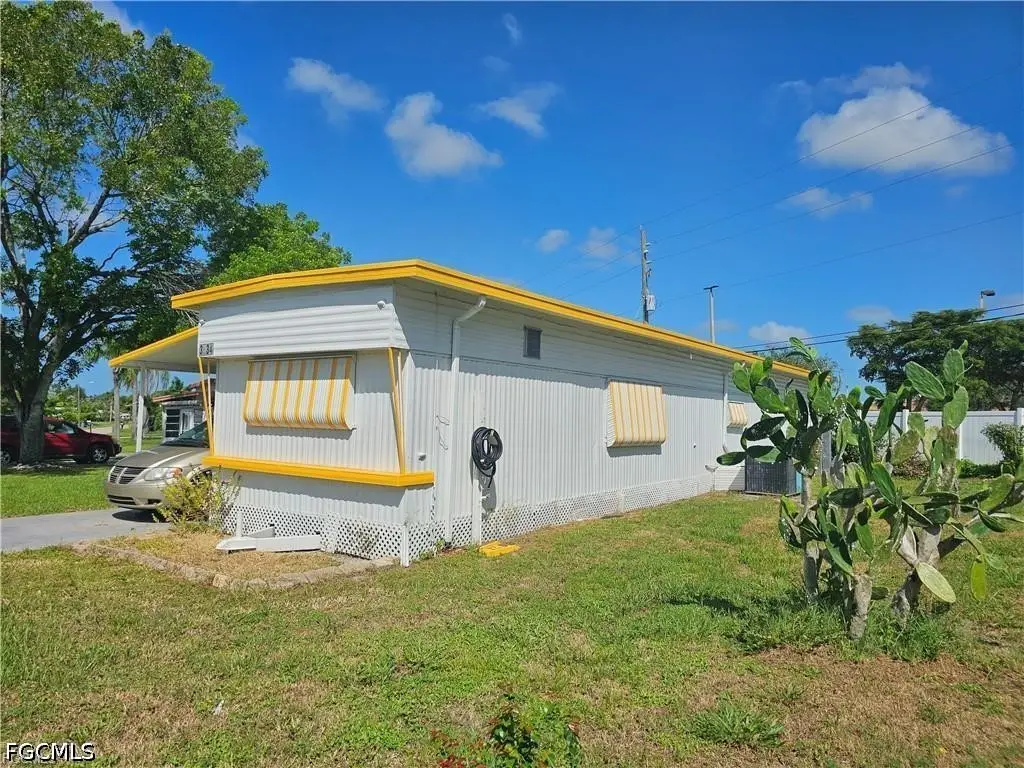 3834 Unique Circle, Fort Myers, FL 33908 - #1