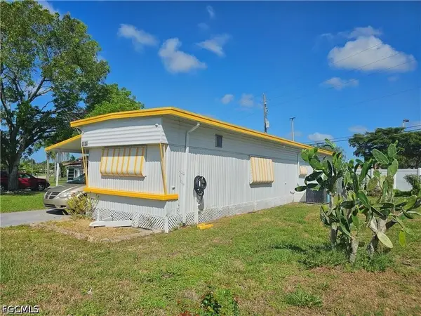 3834 Unique Circle, Fort Myers, FL 33908
