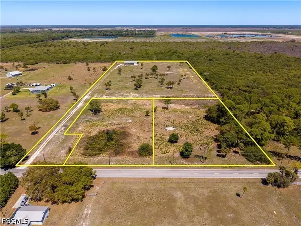 22301 N River Road, Alva, FL 33920