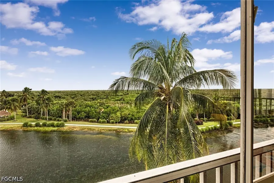9111 Southmont Cove #305, Fort Myers, FL 33908 - #3
