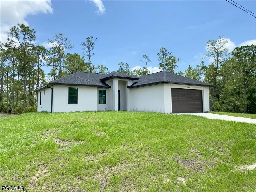 3121 32nd Street Sw, Lehigh Acres, FL 33976 - #2