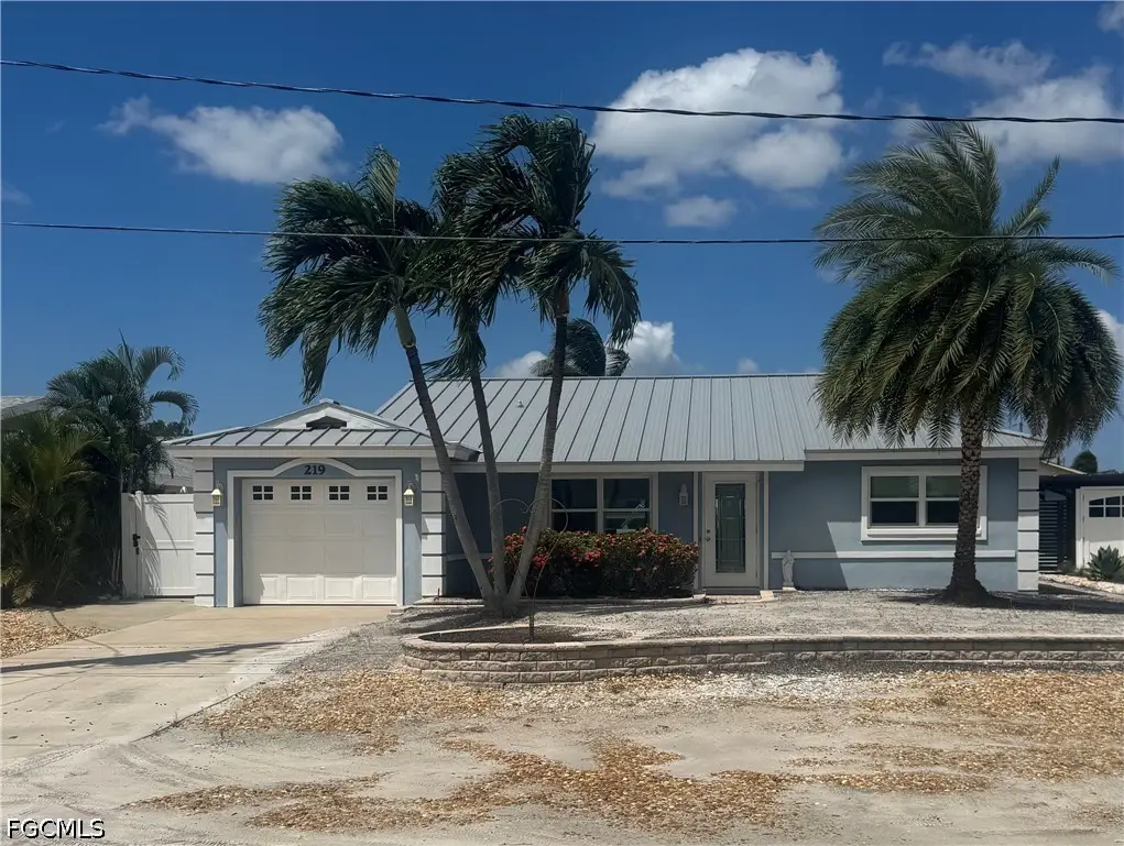 219 Curlew Street, Fort Myers Beach, FL 33931 - #1
