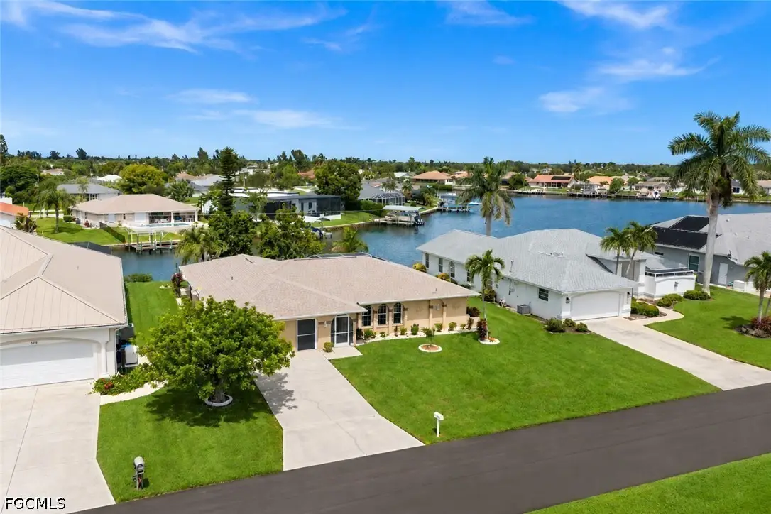 403 SE 28th Terrace, Cape Coral, FL 33904 - #1