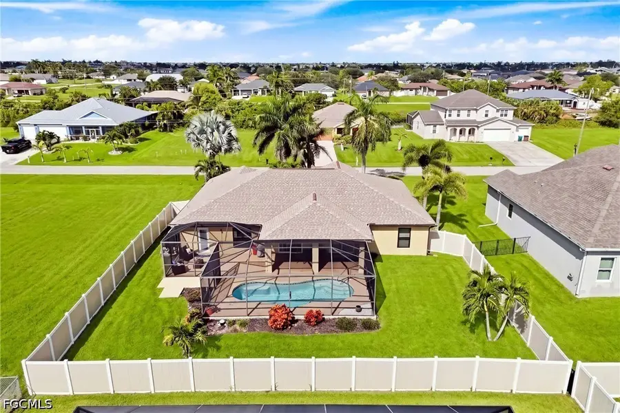 211 NW 26th Avenue, Cape Coral, FL 33993 - #3