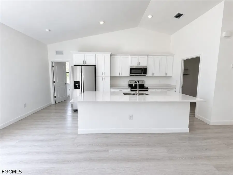 6045 Keystone Circle, Labelle, FL 33935 - #2