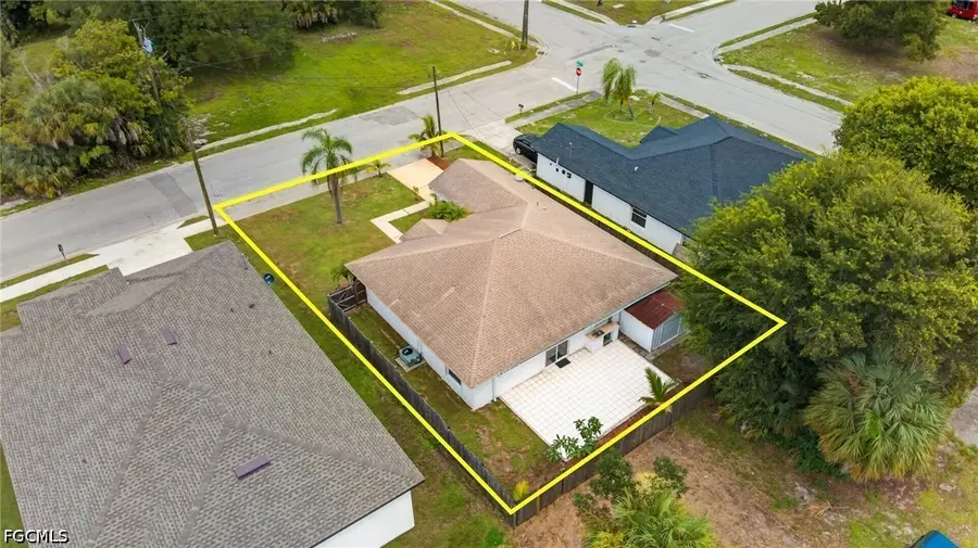 2940 Dunbar Avenue, Fort Myers, FL 33916 - #2