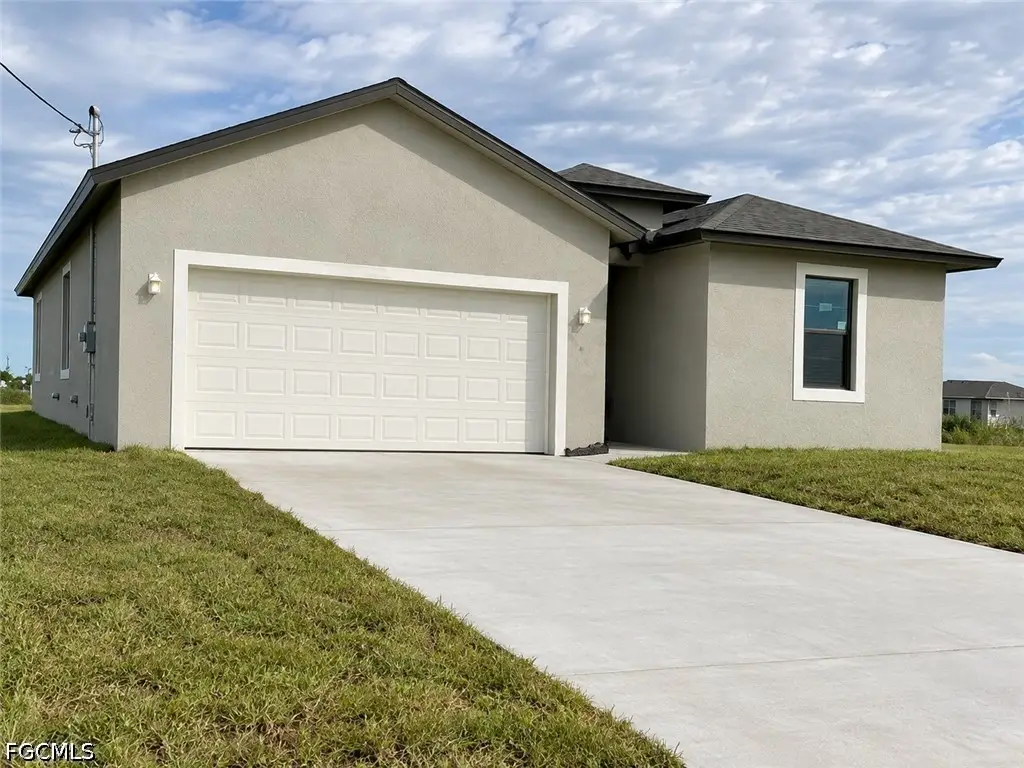 5030 S Peachtree Circle, Labelle, FL 33935 - #1