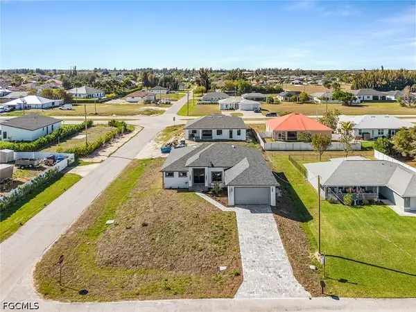 1900 NW Embers Terrace, Cape Coral, FL 33993