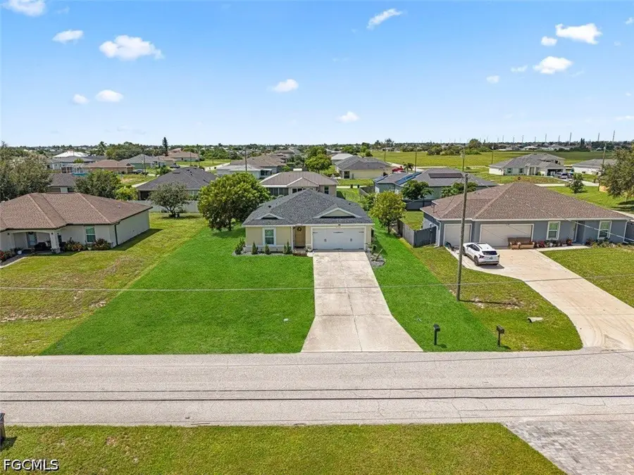 2104 NW 2nd Place, Cape Coral, FL 33993 - #2