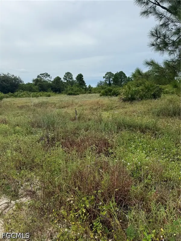 7582 15th Place, Labelle, FL 33935