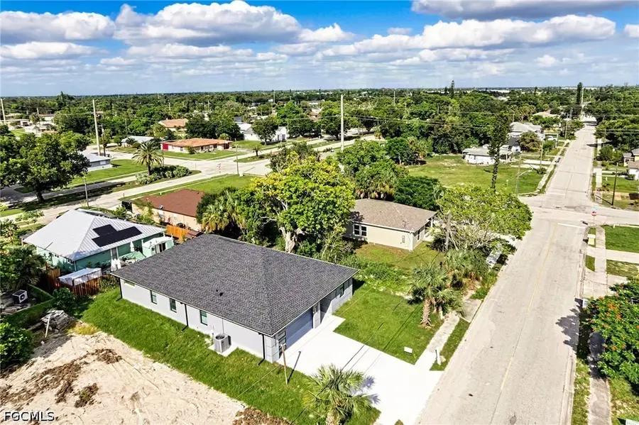 2983 Dunbar Avenue, Fort Myers, FL 33916 - #2