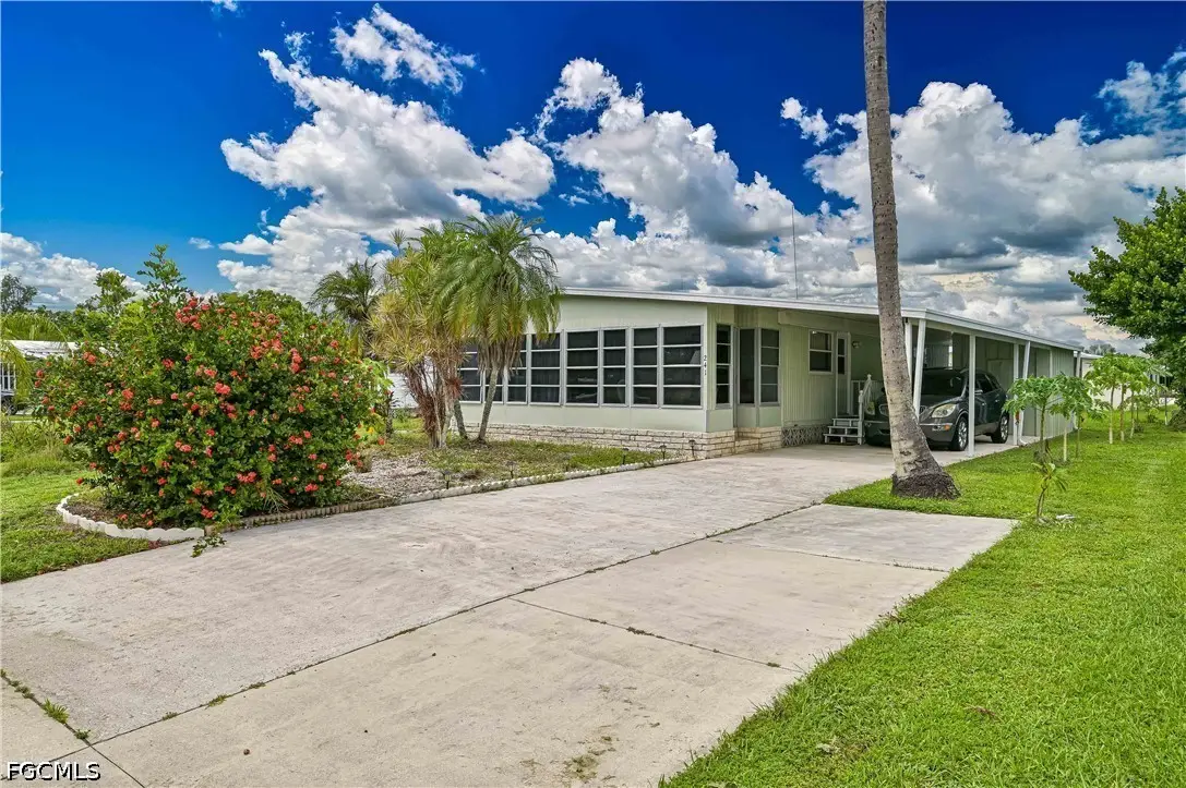 241 Indian Key Lane #256, Naples, FL 34114 - #1