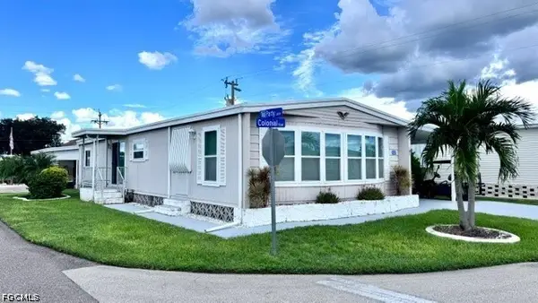 5501 Colonial Road #229, North Fort Myers, FL 33917