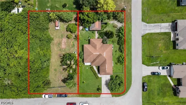 55 Loraine Avenue S, Lehigh Acres, FL 33976