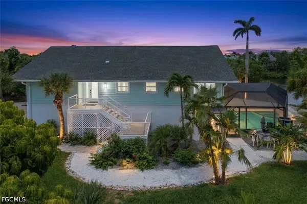 992 Fish Crow Road, Sanibel, FL 33957